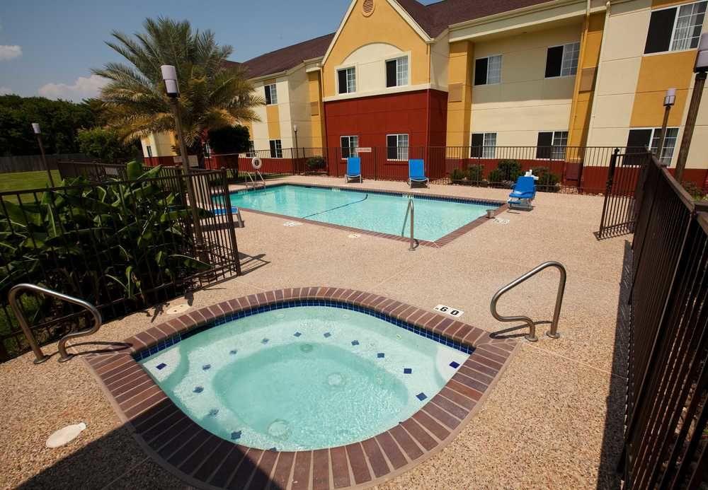 Towneplace Suites By Marriott Lake Jackson Clute Buitenkant foto