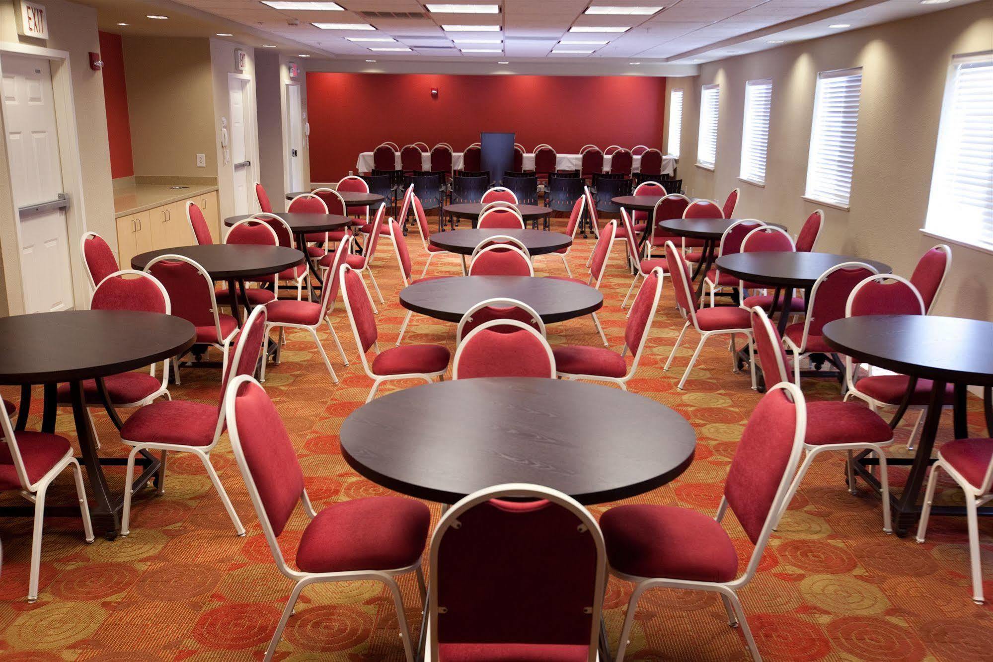 Towneplace Suites By Marriott Lake Jackson Clute Buitenkant foto