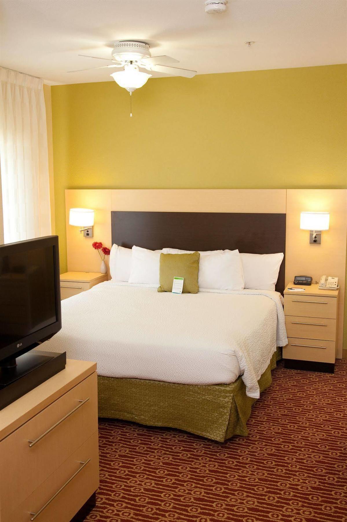 Towneplace Suites By Marriott Lake Jackson Clute Buitenkant foto