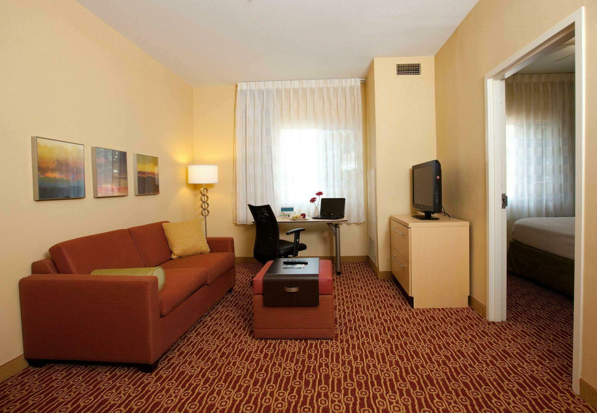 Towneplace Suites By Marriott Lake Jackson Clute Buitenkant foto